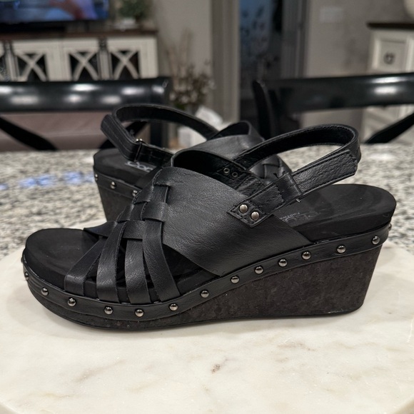 Corkys Dream Weaver Wedges - Picture 4 of 10